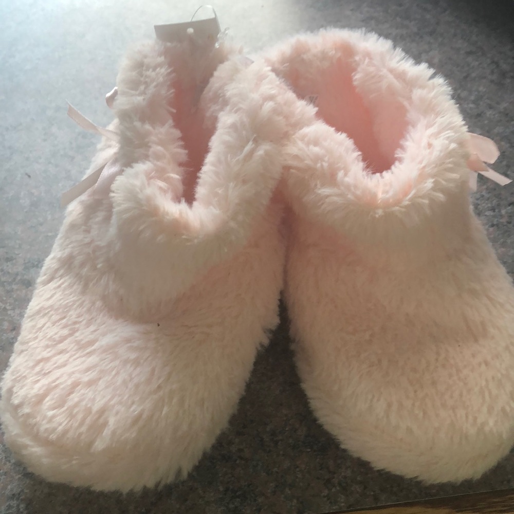 Girl’s Cozy Soft Bobbie Brooks Slippers